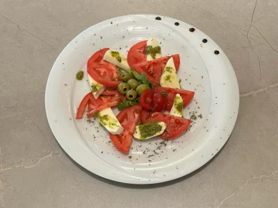 Kapreze salata Kapreze salata